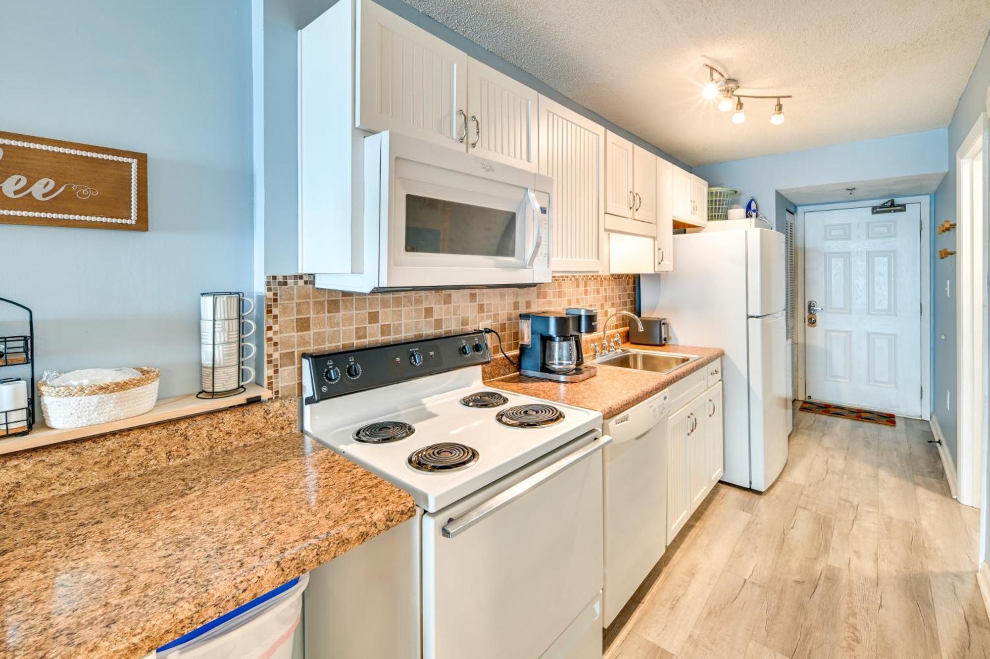 מירטל ביץ' Cozy Coastal Condo With Airy Oceanfront Balcony מראה חיצוני תמונה